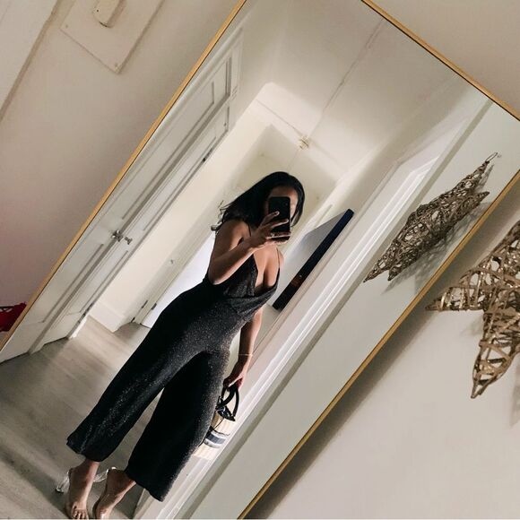 HOUSE OF HARLOW BLACK JUMPSUIT - Picture 10 of 10